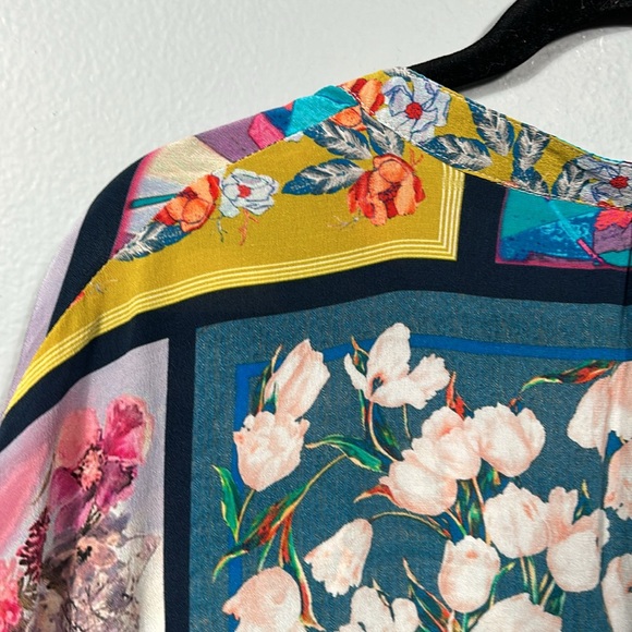 Tolani Silk Floral Blouse Tunic size Large - Picture 10 of 13